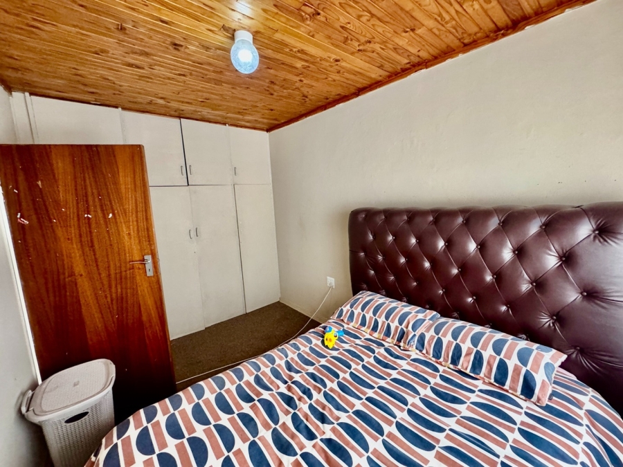 2 Bedroom Property for Sale in Potchefstroom North West